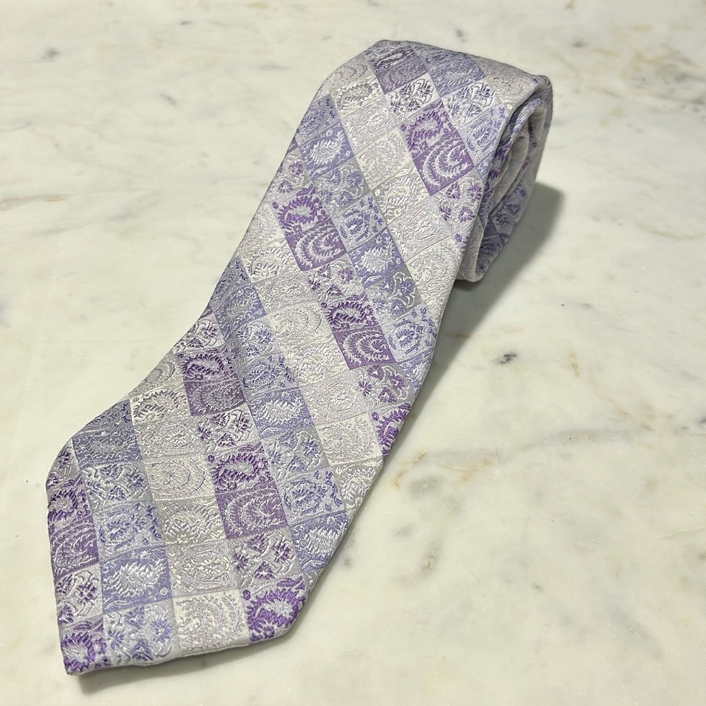 Emilio ponti gorgeous purple paisley tie